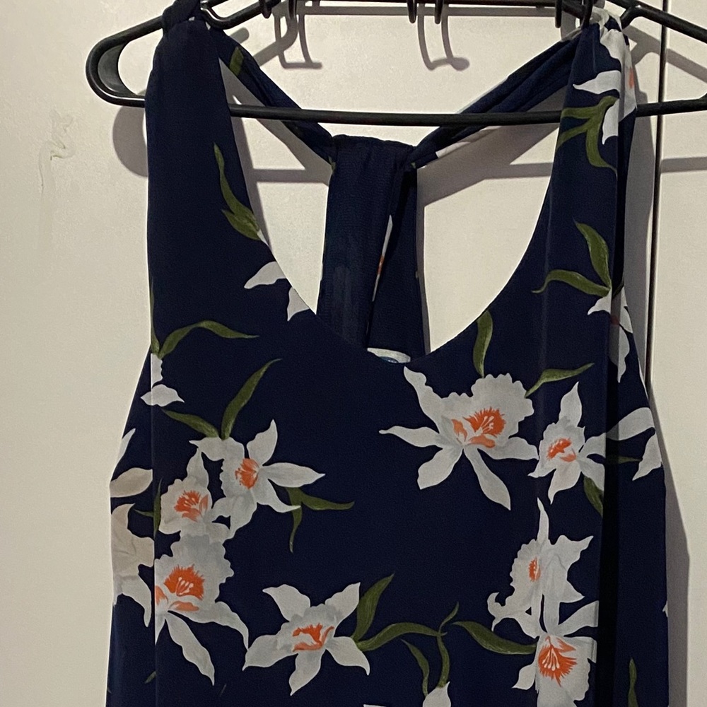 Old Navy Sleeveless Long Blouse - Picture 6 of 6